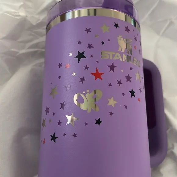 NEW Stanley x Olivia Rodrigo 40 oz Tumbler - Picture 4 of 14